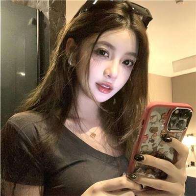贞男艳姝